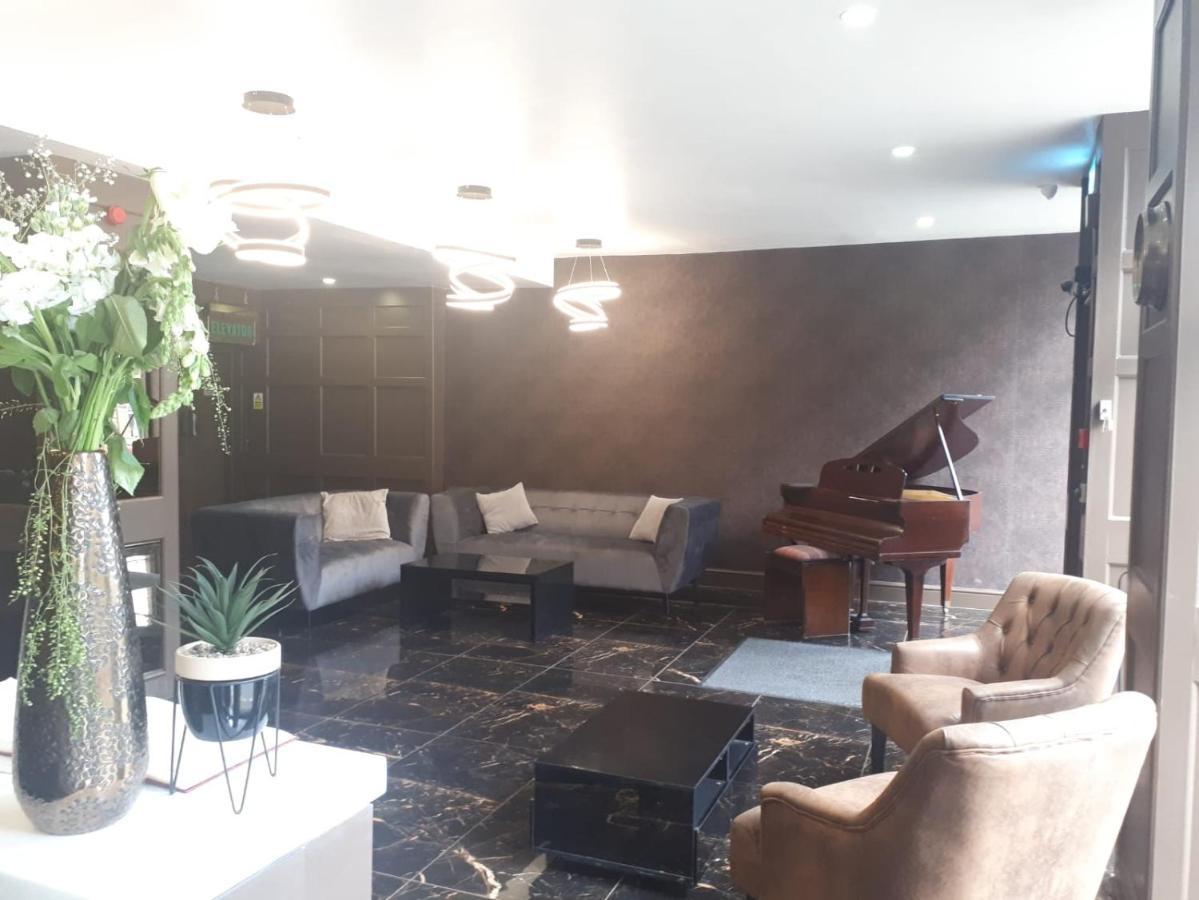 Huddersfield Hotell Eksteriør bilde