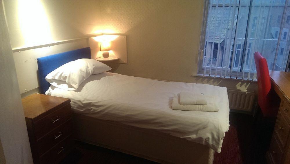 Huddersfield Hotell Eksteriør bilde