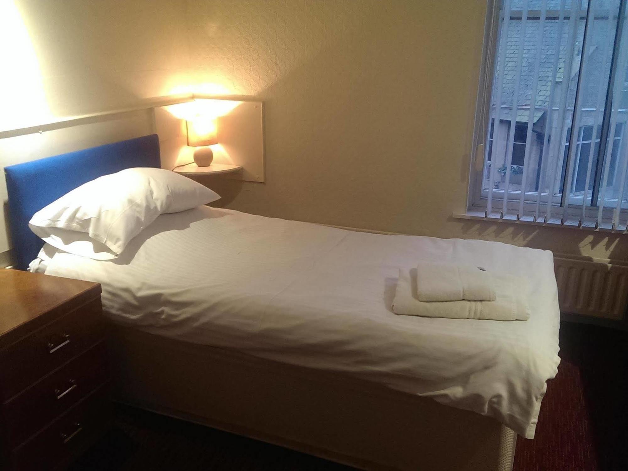 Huddersfield Hotell Eksteriør bilde